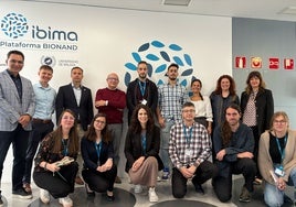 Imagen de los investigadores que participaron en el encuentro de alto nivel que acogió el IBIMA Plataforma Bionand.