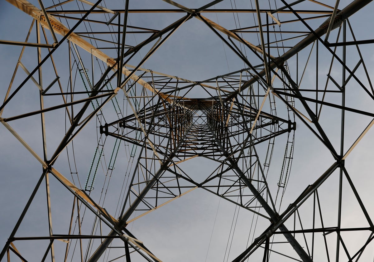 El transporte de electricidad en Andalucía necesita inversiones por más de 500 millones