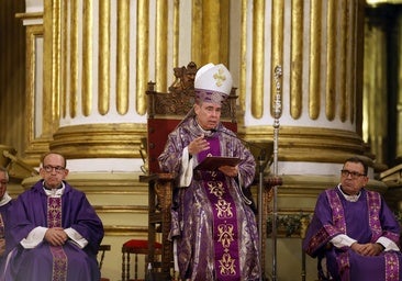 Jesús Catalá, durante la celebración de una misa en la Catedral.