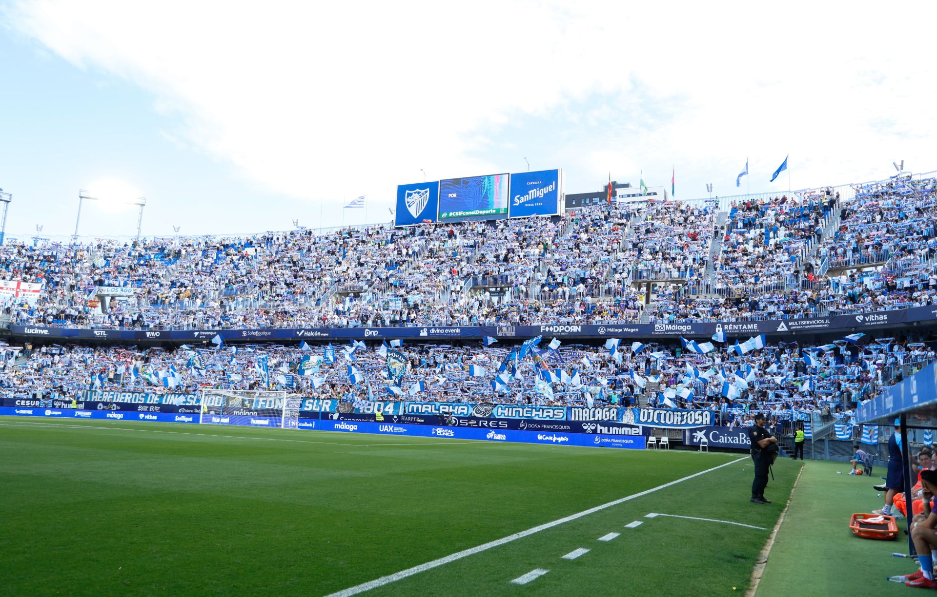 El Málaga-Granada en La Rosaleda, en imágenes