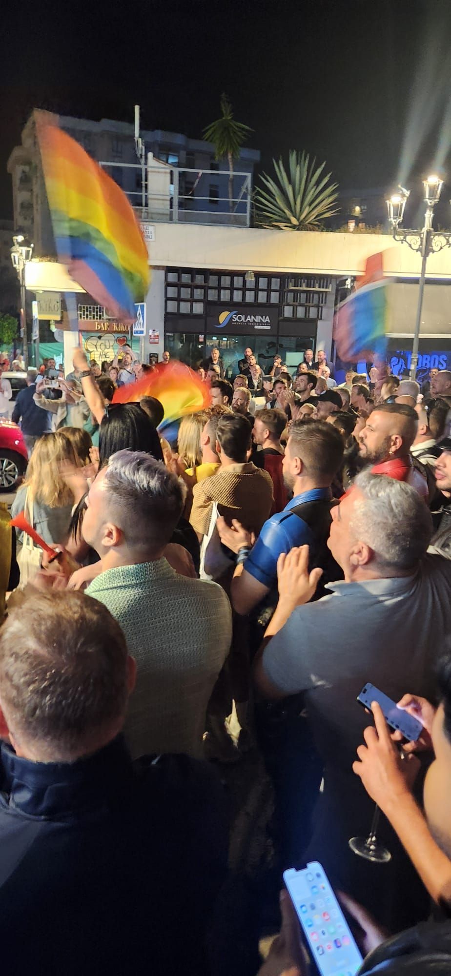 Denuncian nuevas amenazas homófobas en Torremolinos: «Te vamos a matar, maricón de mierda, vete de aquí»