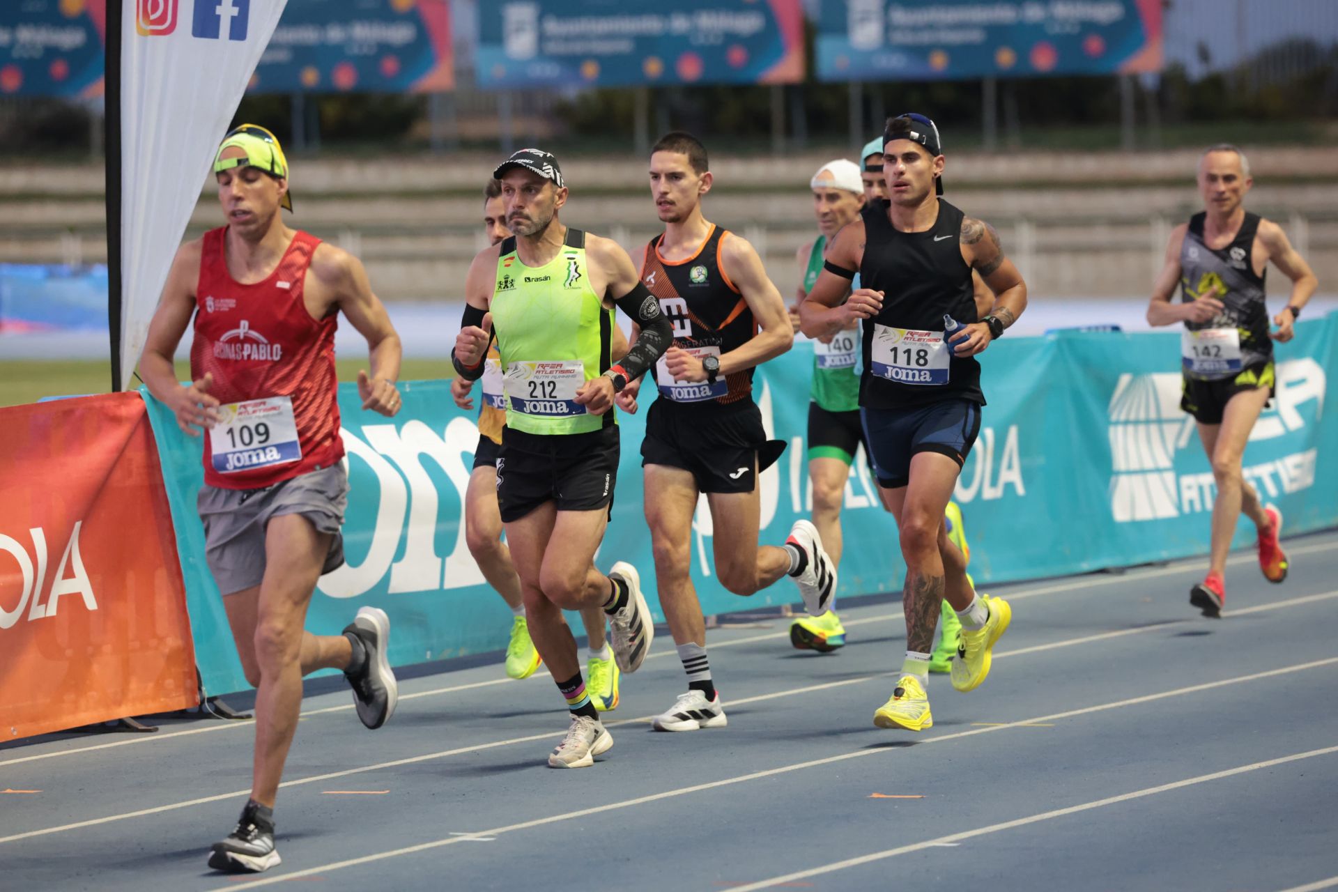Málaga acoge el Campeonato de España de 50 y 100 kilómetros: ¡búscate en la galería!