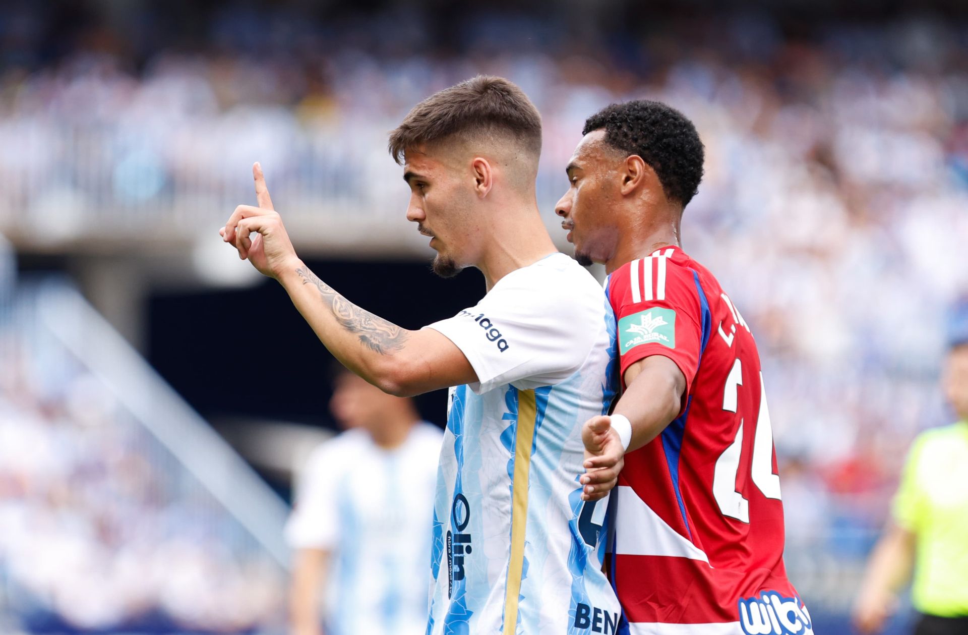 El Málaga-Granada en La Rosaleda, en imágenes