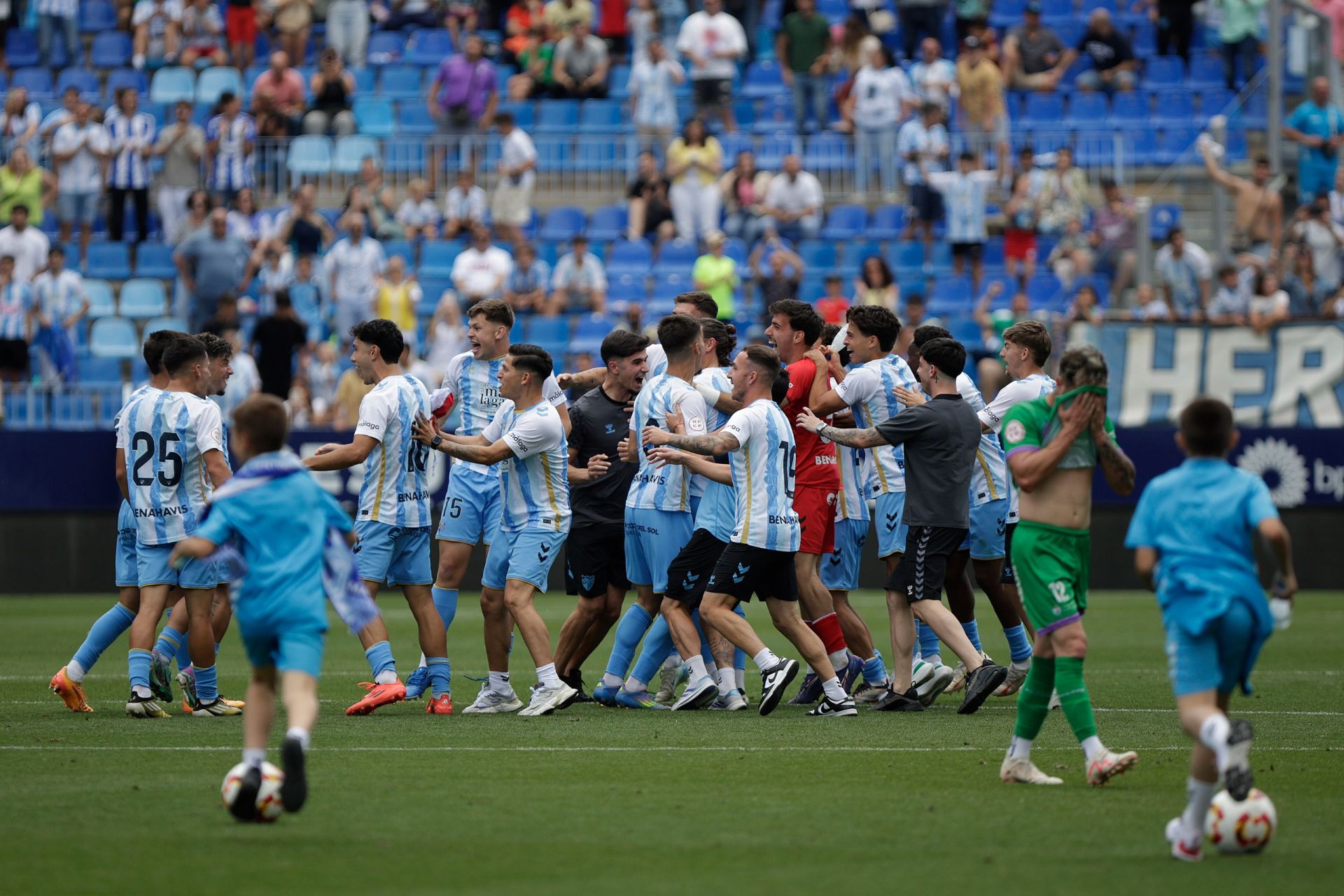 El ascenso del Malagueño en La Rosaleda, en fotos