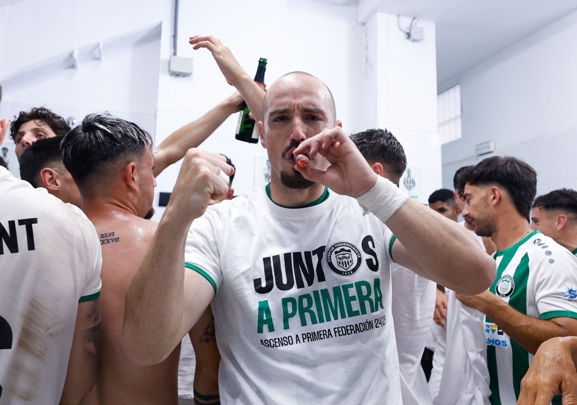 El Torremolinos hace historia con su ascenso a Primera RFEF: la victoria en fotos