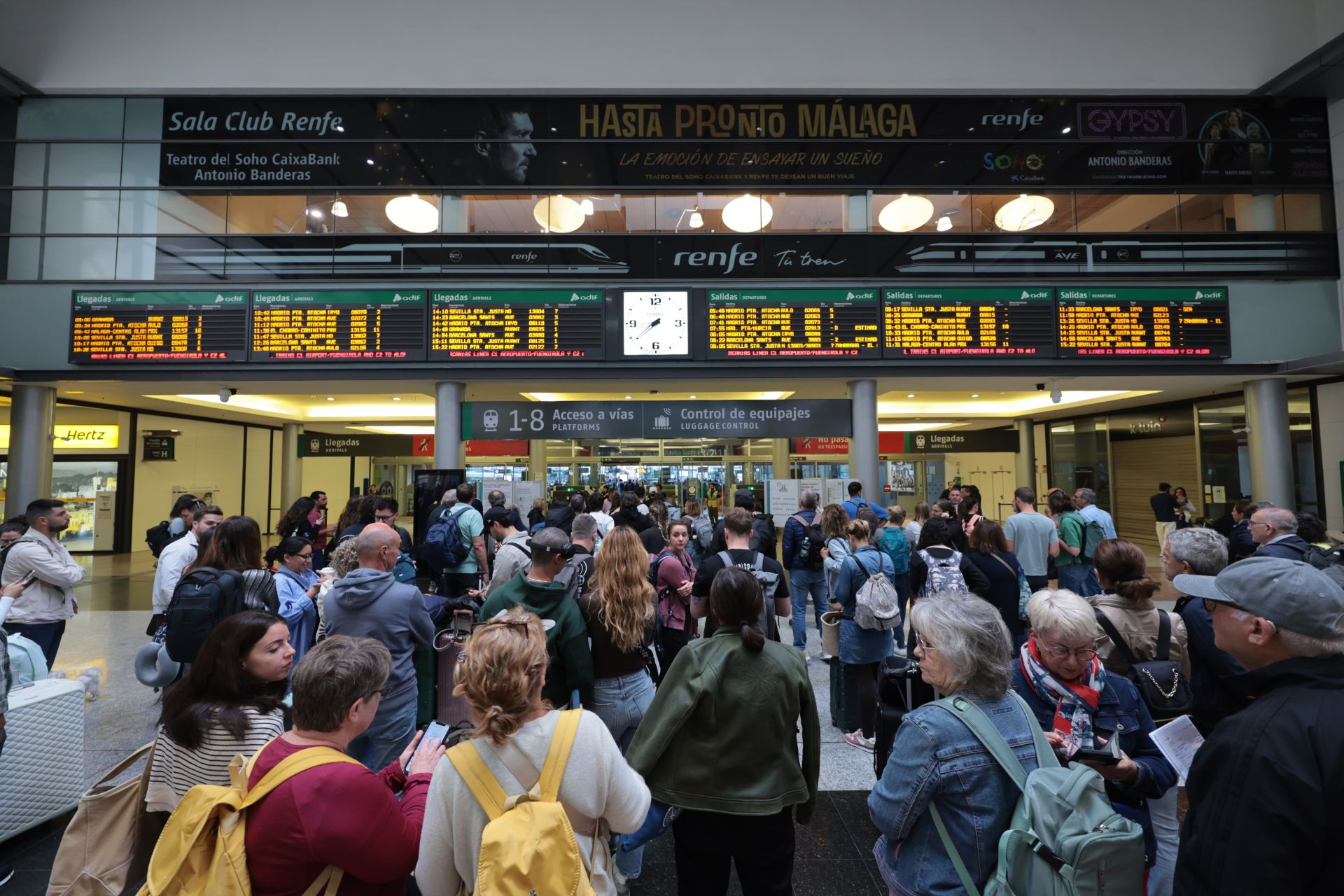 Trenes afectados en Málaga por el robo de cable en la línea de alta velocidad