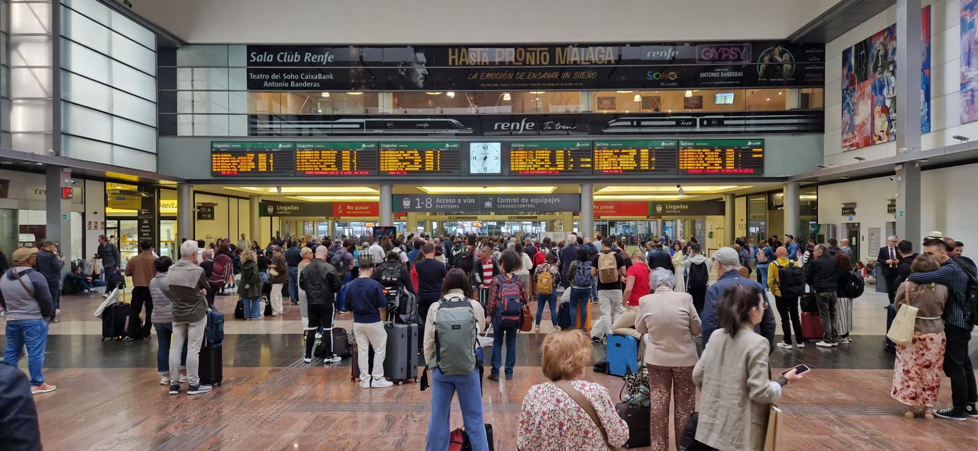 Trenes afectados en Málaga por el robo de cable en la línea de alta velocidad