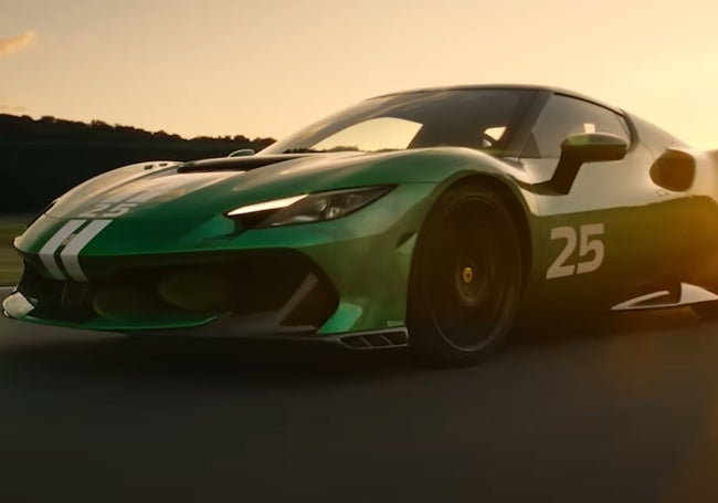 El nuevo modelo de la serie 296, en el circuito Ascari de Ronda.