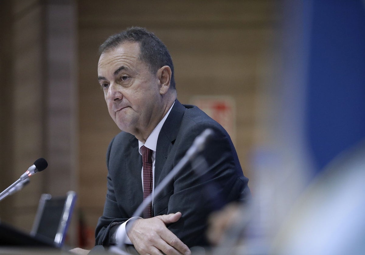 El administrador del Málaga comunica a la APA que la transparencia de las cuentas «está más que garantizada»
