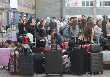 «Tenía un viaje de trabajo en Madrid y he perdido la conexión»