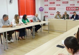 Reunión de las ejecutivas del PSOE y CCOO en la sede del sindicato.