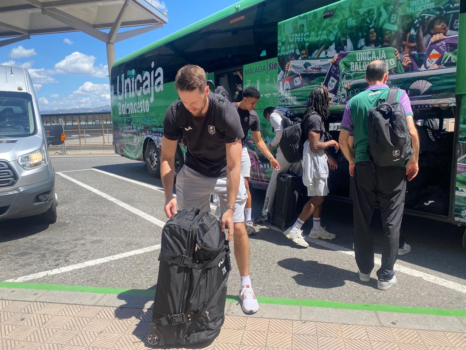 El Unicaja, rumbo a Atenas para revalidar el título de la Champions
