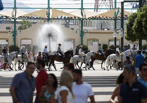 La Feria de Málaga estrena ordenanza: normas de acceso, botellón y horarios