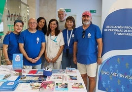 Imagen de algunos de los miembros de Ostomía Málaga en un evento.