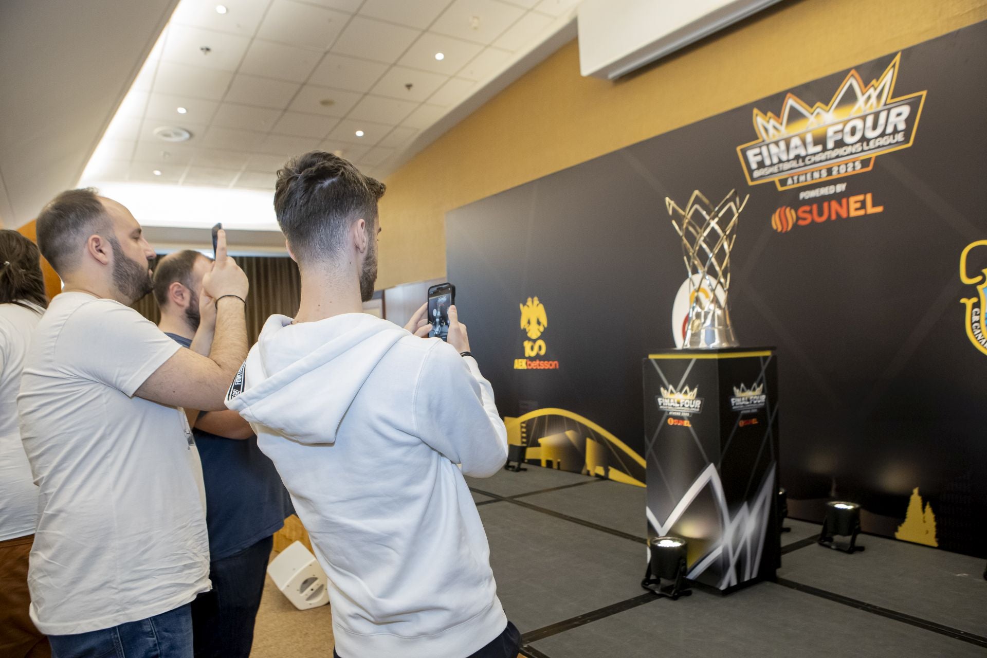 La presentación en Atenas de la Final Four de la BCL, en fotos