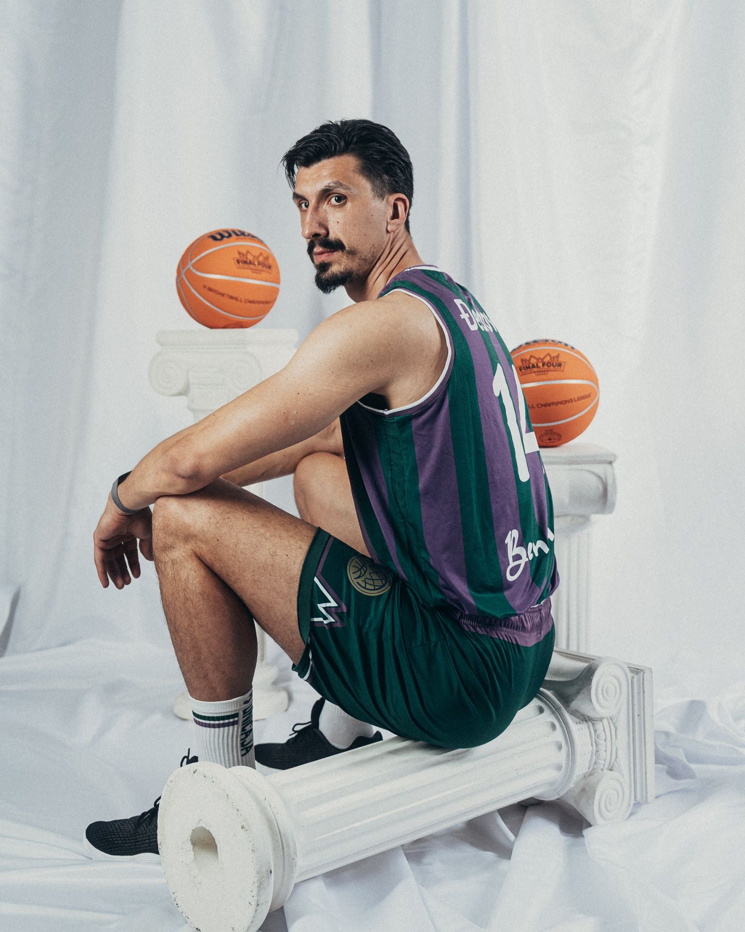 La sesión oficial de fotos del Unicaja para la Final Four de Atenas
