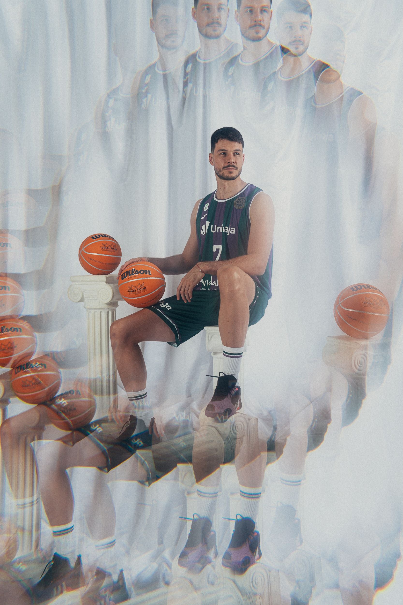 La sesión oficial de fotos del Unicaja para la Final Four de Atenas