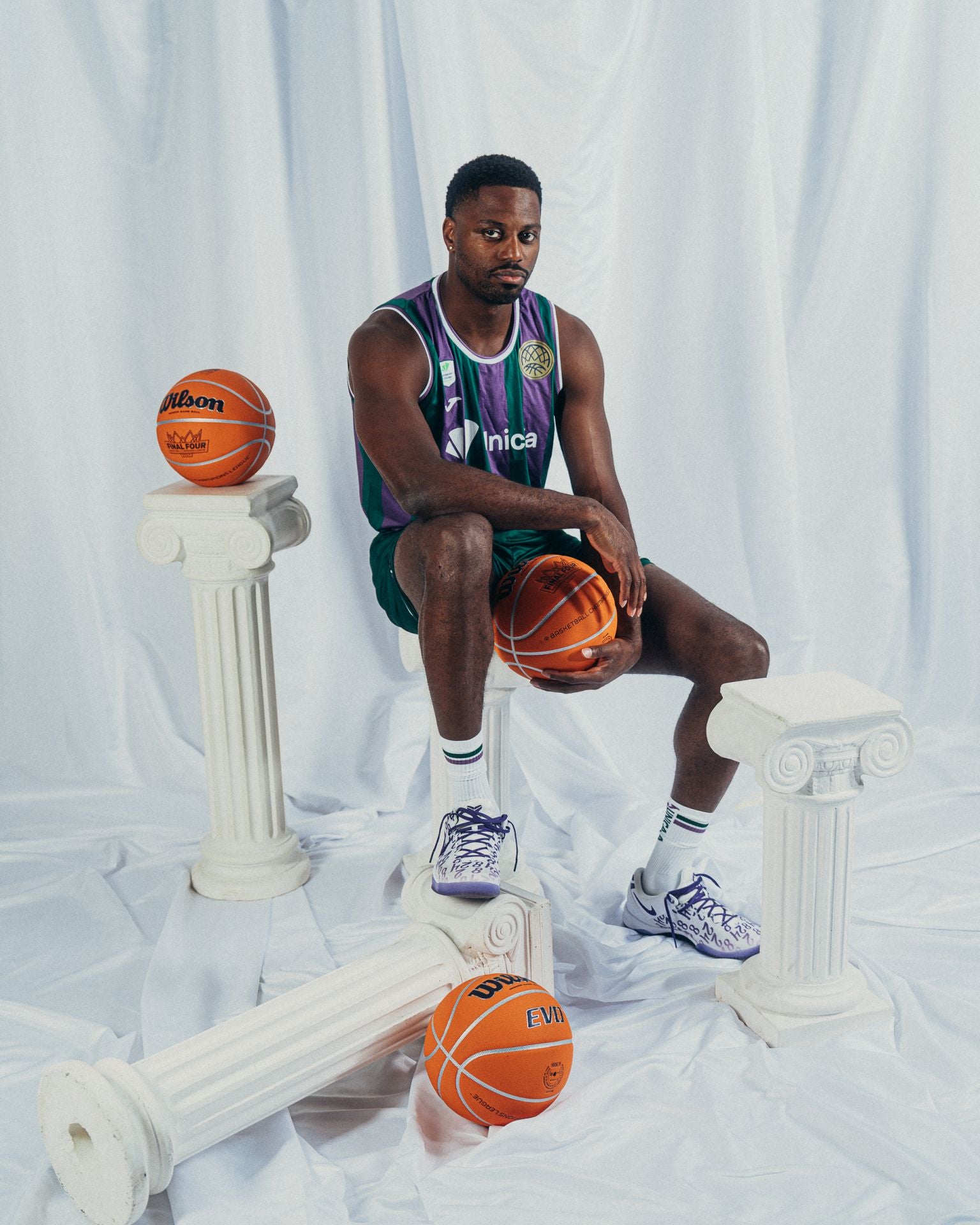 La sesión oficial de fotos del Unicaja para la Final Four de Atenas