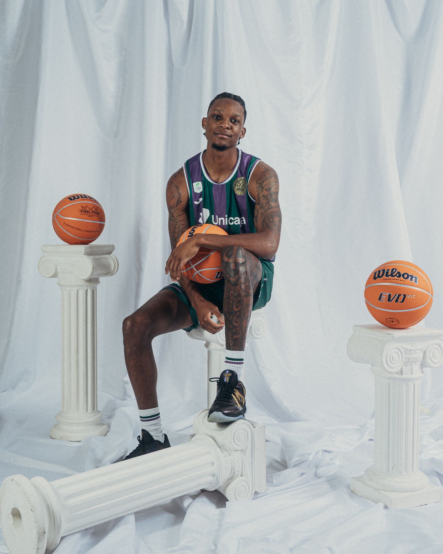 La sesión oficial de fotos del Unicaja para la Final Four de Atenas