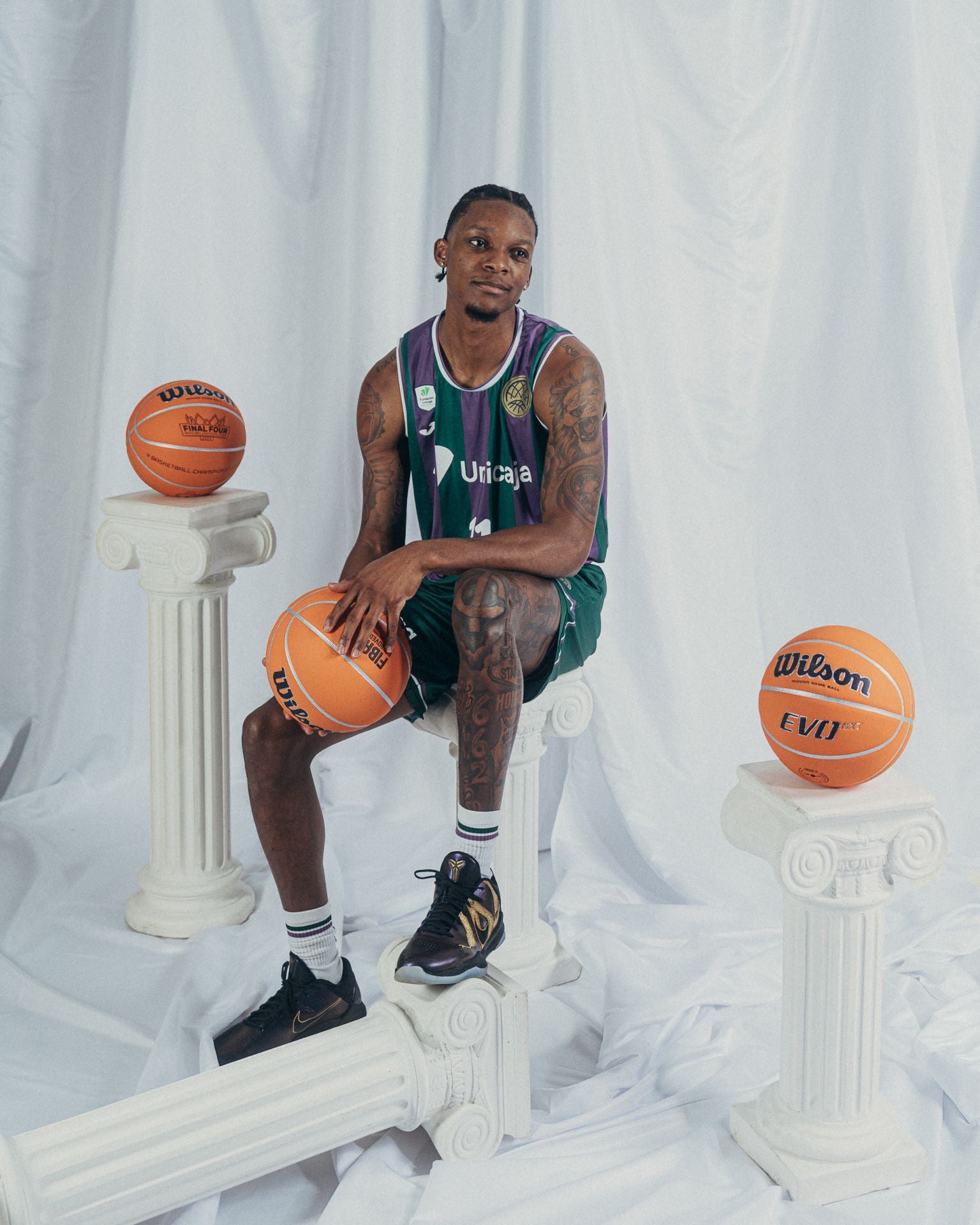 La sesión oficial de fotos del Unicaja para la Final Four de Atenas