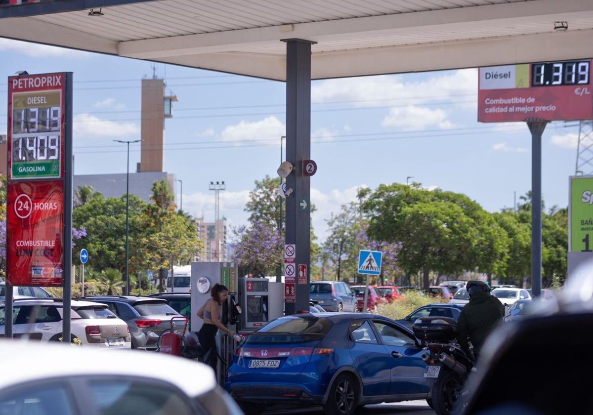 ¿Por qué ha bajado el combustible justo ahora?