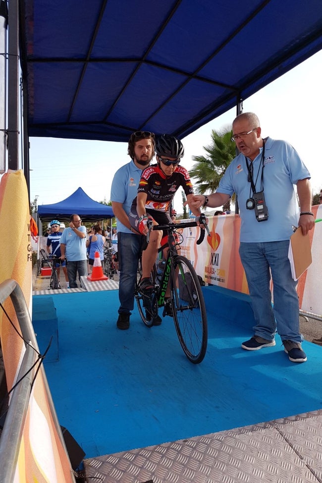 Paki Silva, en una competición de ciclismo.