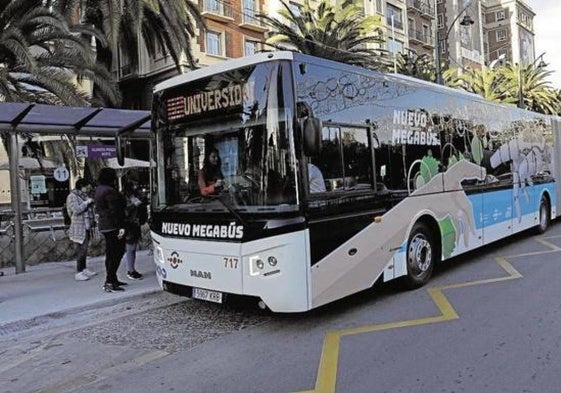 Para conocer los horarios de salida de las líneas que amplían su servicio, los usuarios pueden consultar la App de la EMT, asegura el Ayuntamiento.