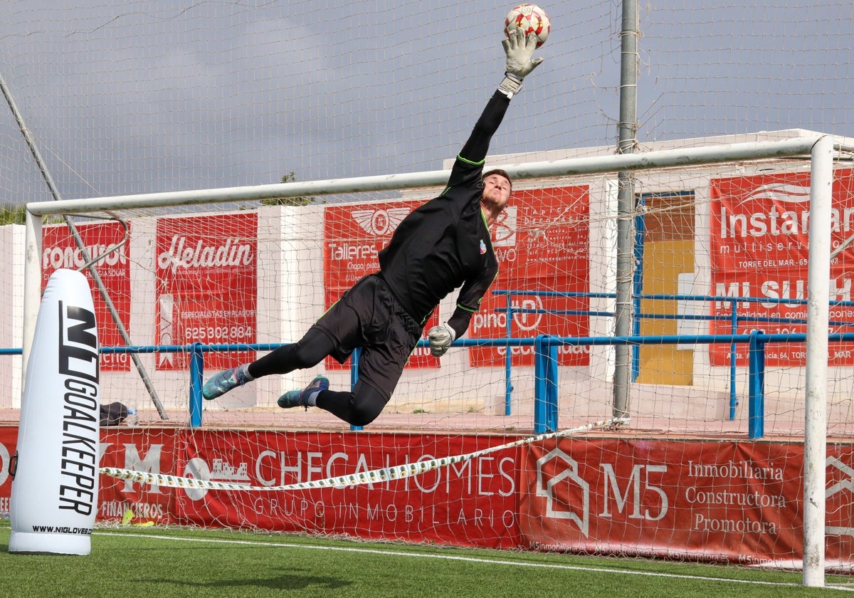 El Torre del Mar, a por el tercer puesto en la jornada final en el grupo 9 de Tercera RFEF