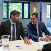 Juanma Moreno, a la derecha, junto a Fernández Mañueco y López Miras, en las reunión del Comité Ejecutivo del PP.