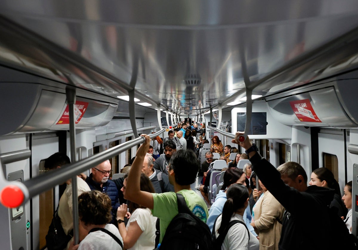 La masificación ferroviaria y el tren de la Costa son una constante en las demandas.