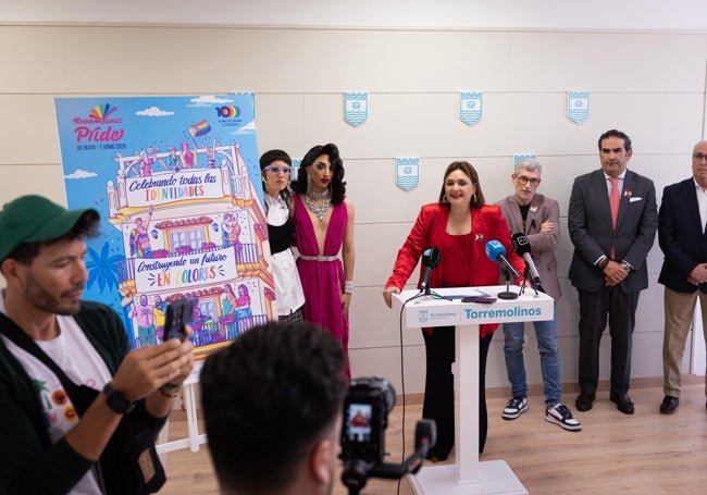 Margarita del Cid, alcaldesa de Torremolinos, presenta el Pride 2025.