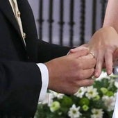 Matrimonio o pareja de hecho: Así perjudica al desempleado no estar casado en el cálculo del SEPE para aprobarle un subsidio