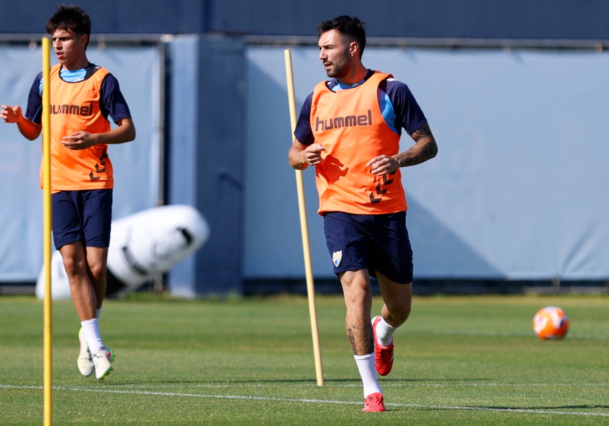 Álex Pastor, durante un ejercicio físico en el entrenamiento del martes.