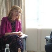 Juanma Moreno, en su encuentro con la comisaria de Innovación, Ekaterina Zaharieva.