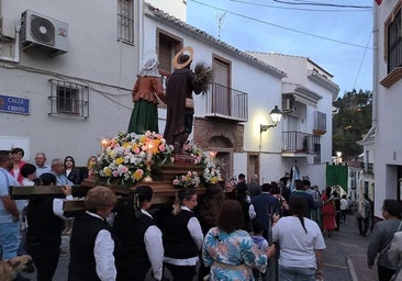 En Benamocarra, San Isidro saldrá en procesión junto a Santa María de la Cabeza.