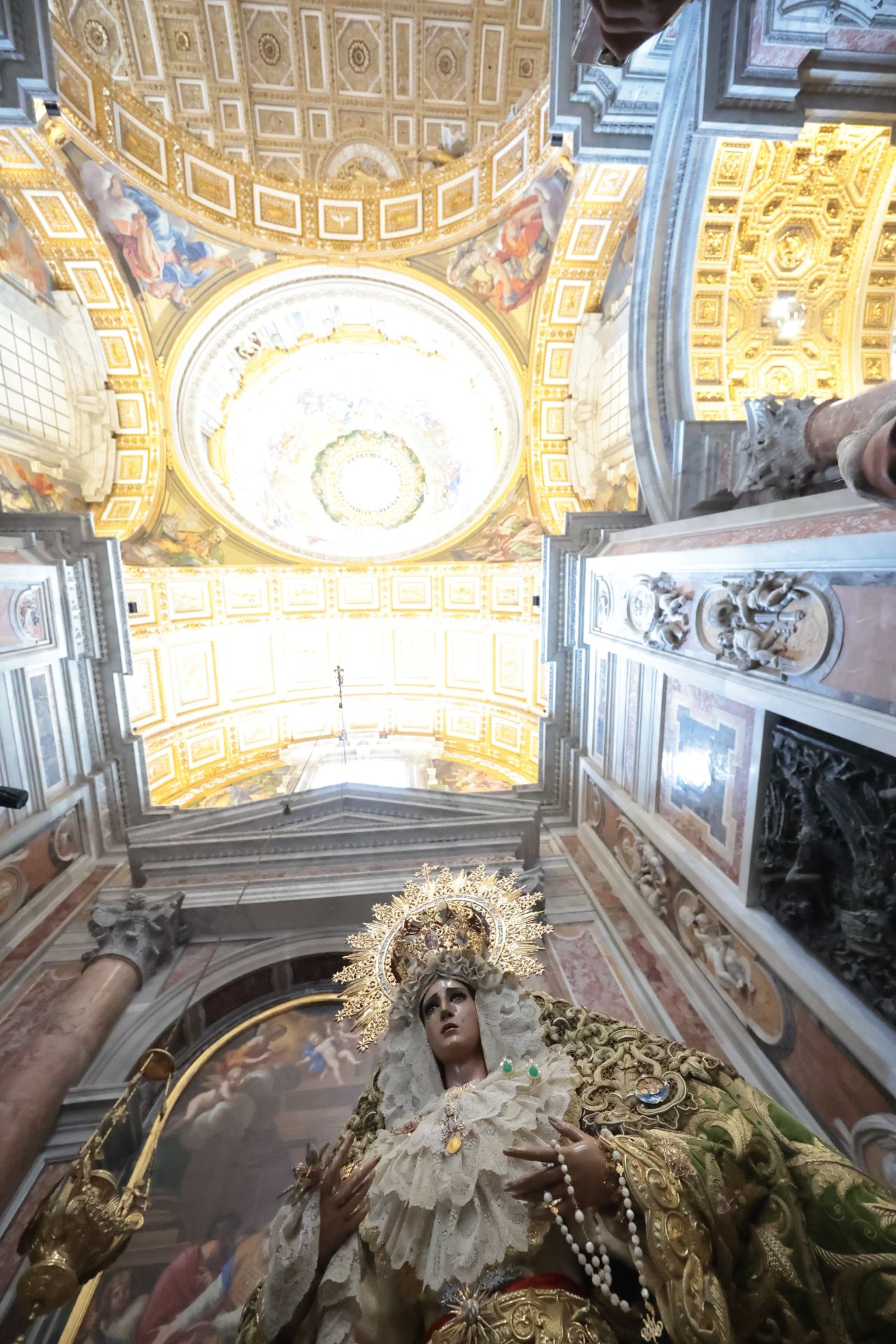 La Esperanza de Málaga, en San Pedro del Vaticano
