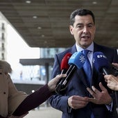 Juanma Moreno, este jueves tras reunirse con el comisario de Agricultura, Christophe Hansen.