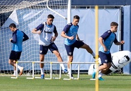 Nelson, Luismi y Dani Lorenzo, durante un entrenamiento reciente.