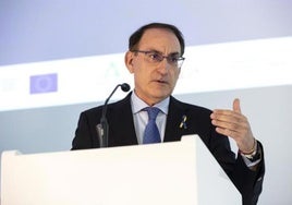 Javier González de Lara.