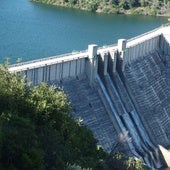Imagen de La Concepción aliviando agua.