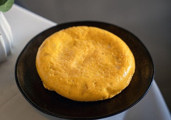 Más allá de la cebolla: tortillas de patatas que no puedes perderte en Málaga