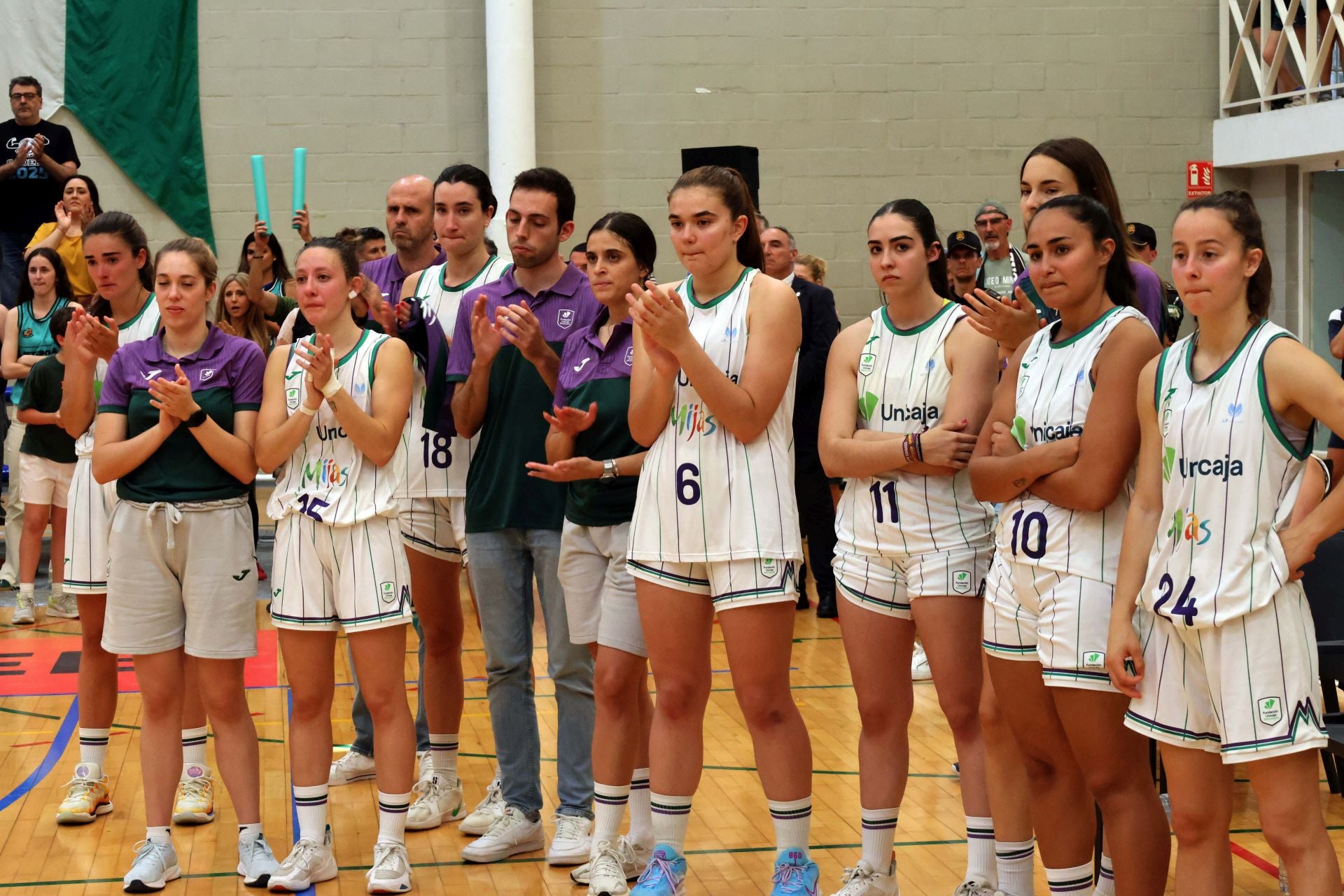 Las mejores imágenes de la victoria del CAB Estepona y su ascenso a la élite del baloncesto femenino español