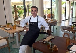 José Carlos García, en el interior del restaurante Jara.