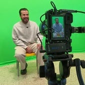 Adrián Santana, bailaor y coreógrafo, es uno de los vecinos del barrio que participó en el programa.