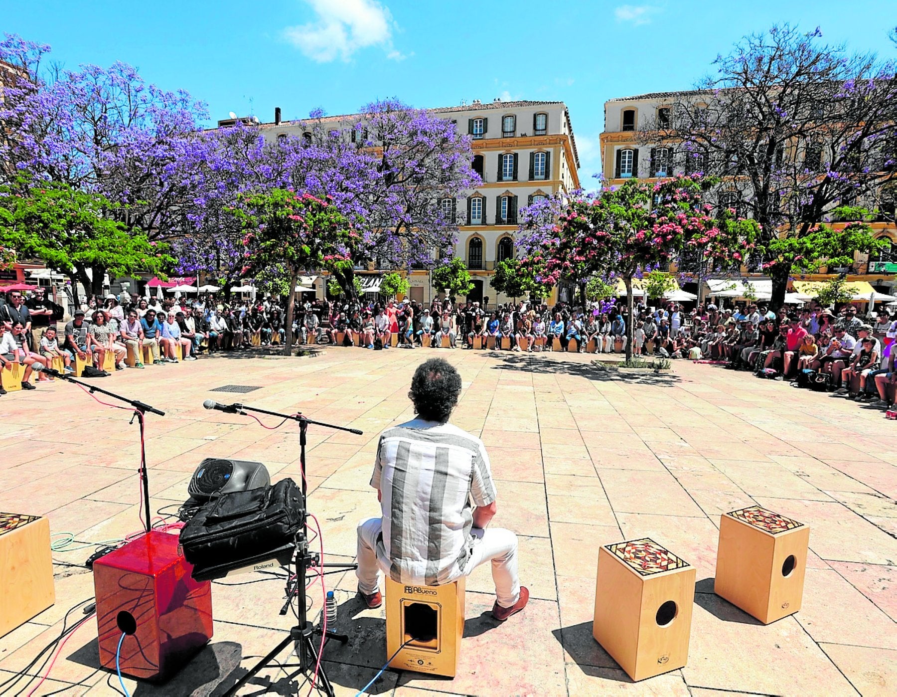 Cajoneada en la plaza de la Merced