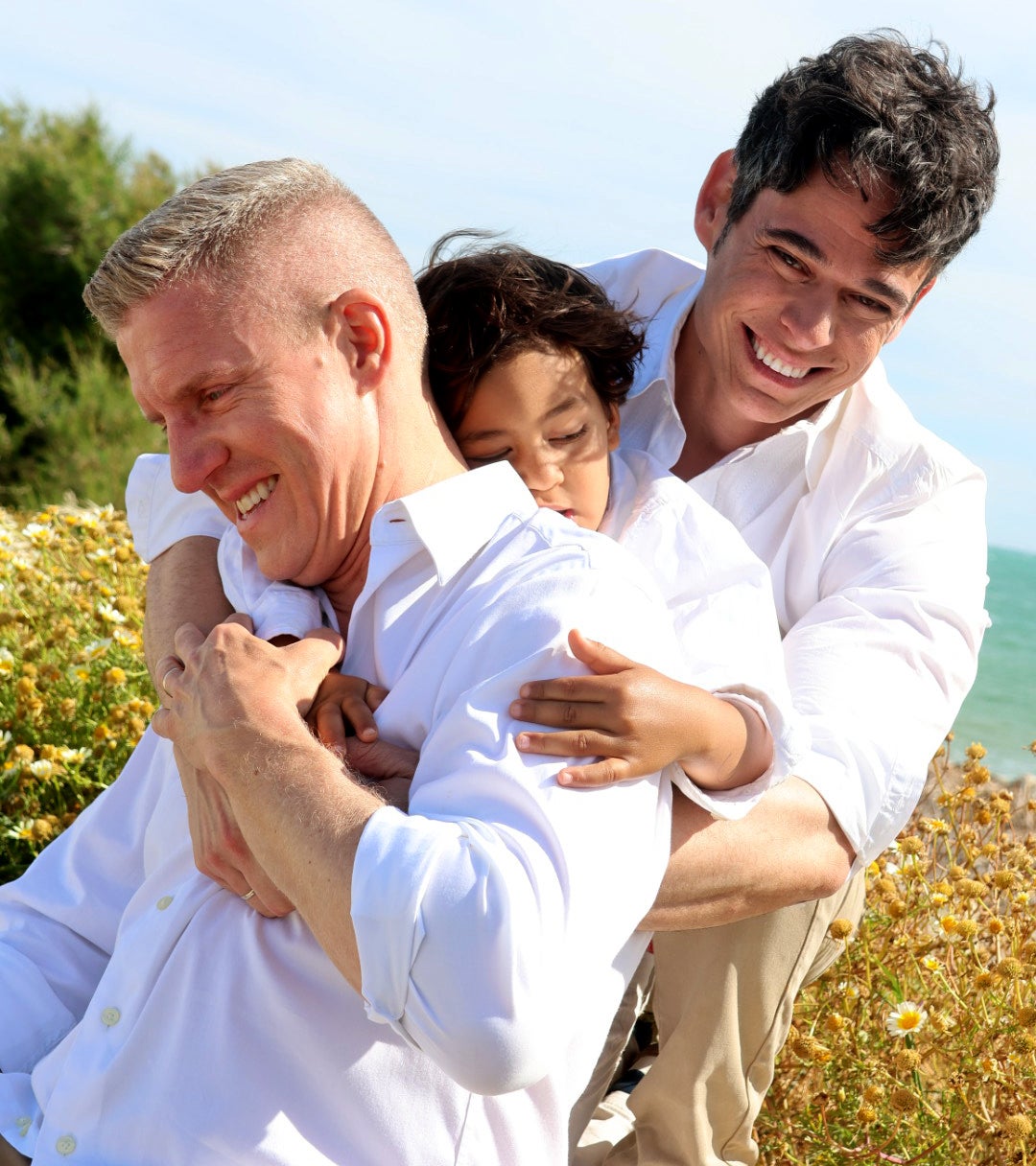 Jon y David con su hijo Adam.