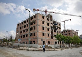 Construcción de viviendas de protección oficial por parte del Ayuntamiento, al oeste del campus de Teatinos.