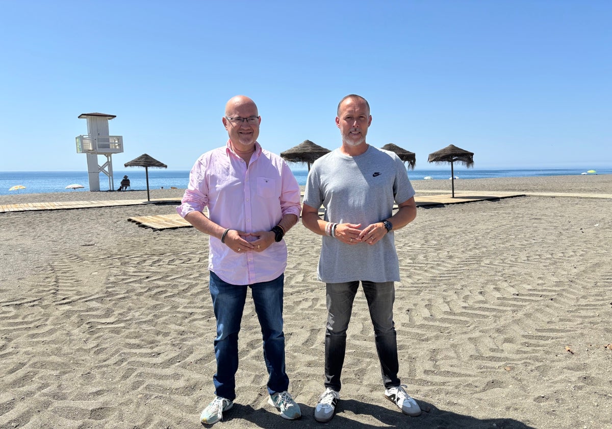 Vélez-Málaga despliega el dispositivo de vigilancia de las playas para este verano: 49 socorristas, 19 torretas, drones y una unidad canina