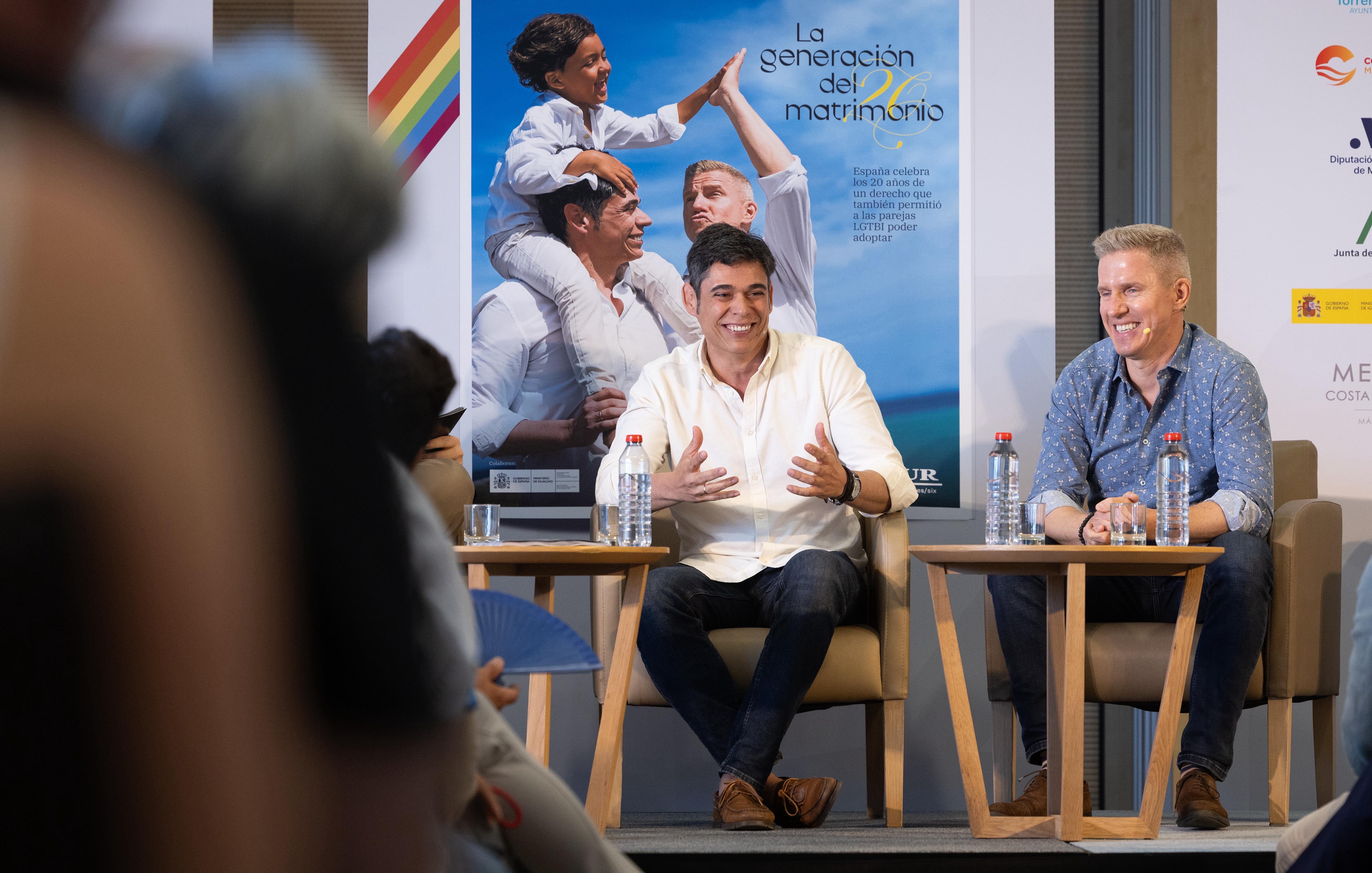Presentación de la séptima edición física de la revista SIX