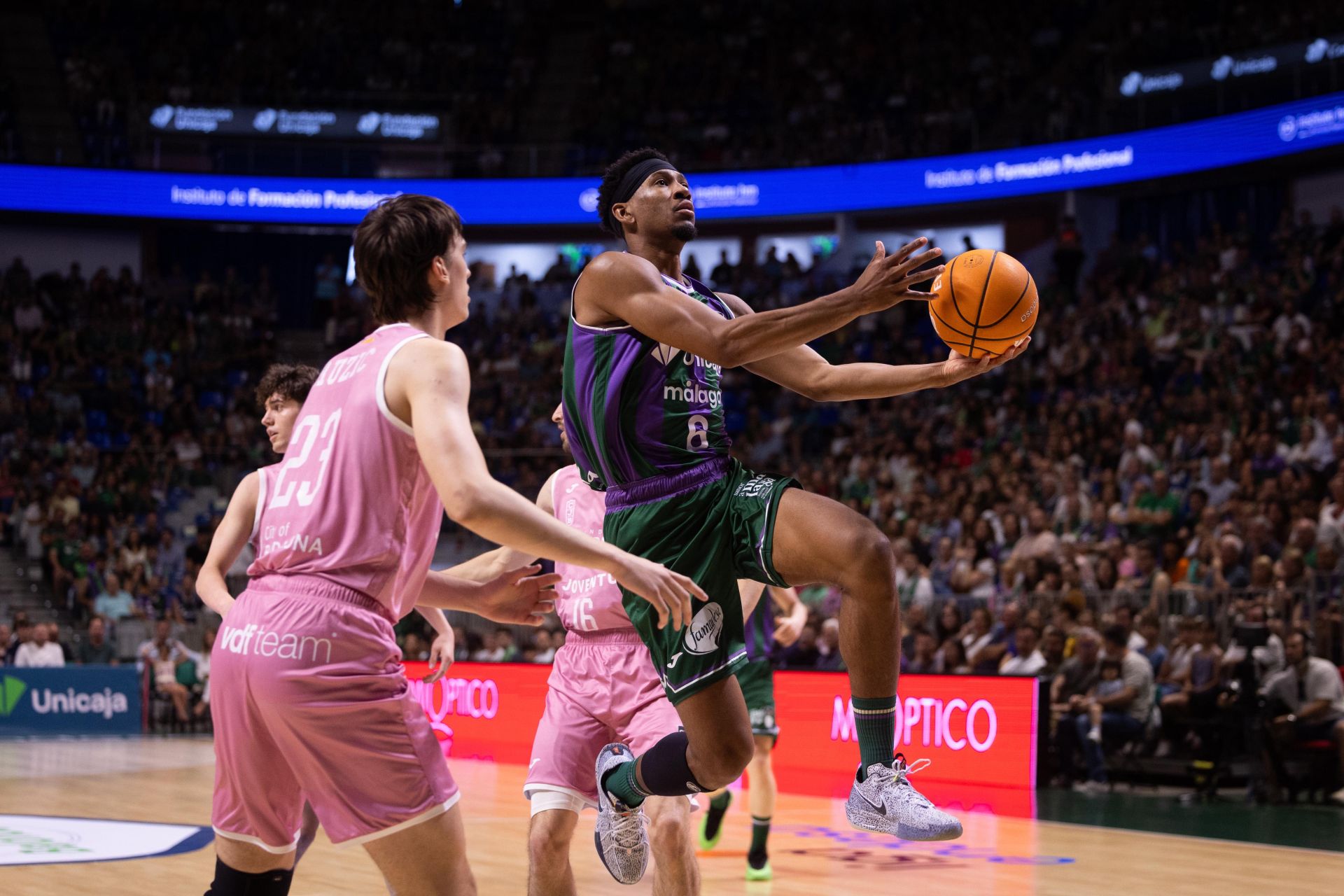 El Unicaja- Joventut, en imágenes